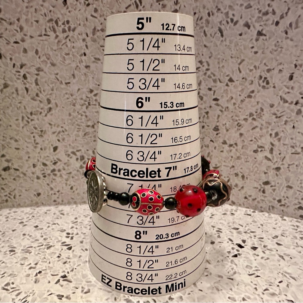 Ladybug bracelet - Picture 5 of 5